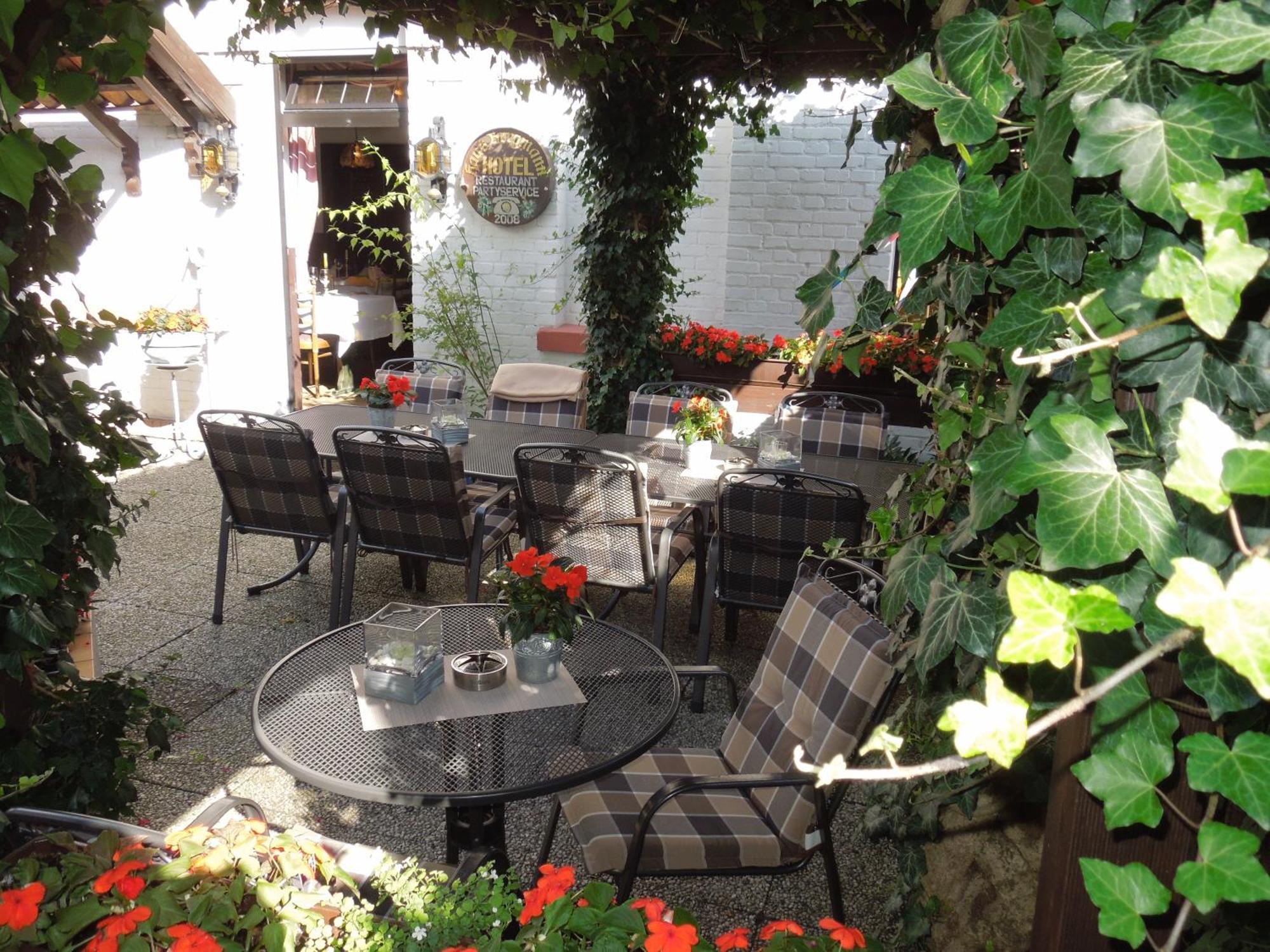 Haus Bergmann Hotel Harsewinkel Bagian luar foto